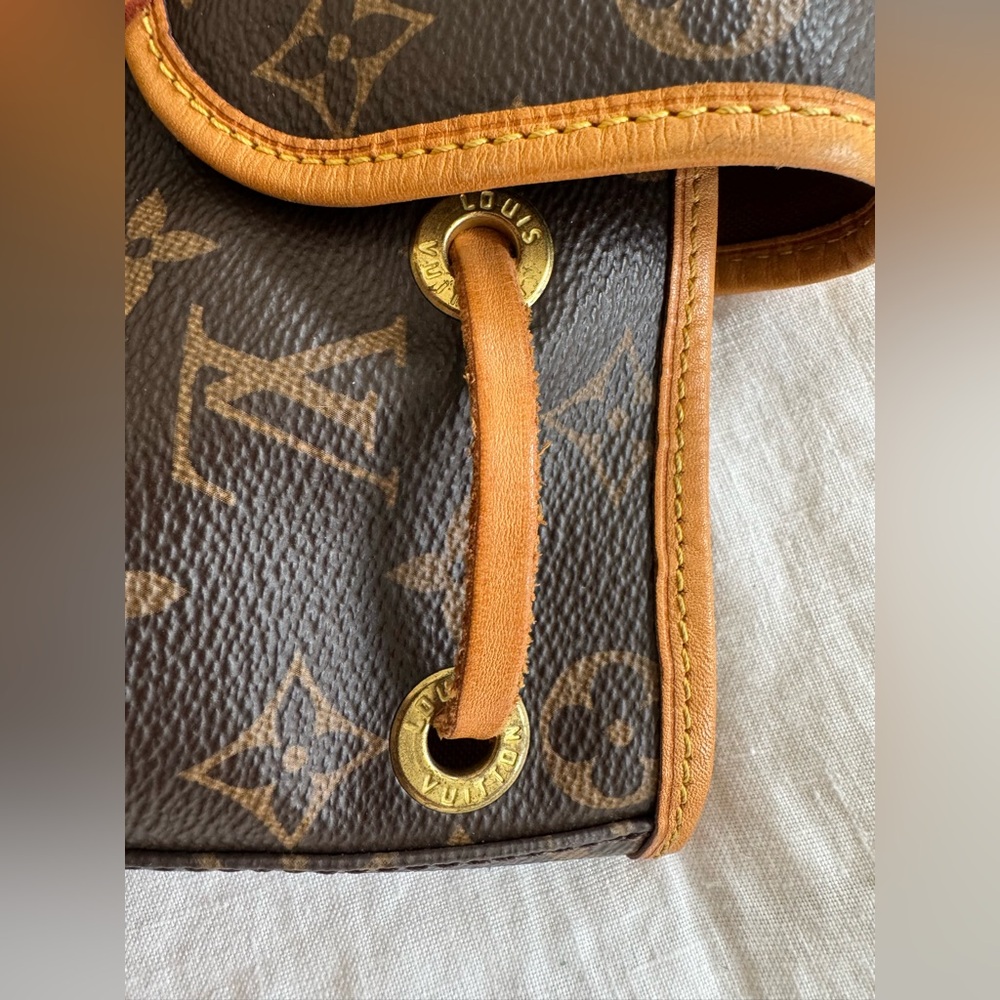 Authentic Louis Vuitton Sac à Dos Bosphore Backpack – Excellent Condition - Picture 10 of 16